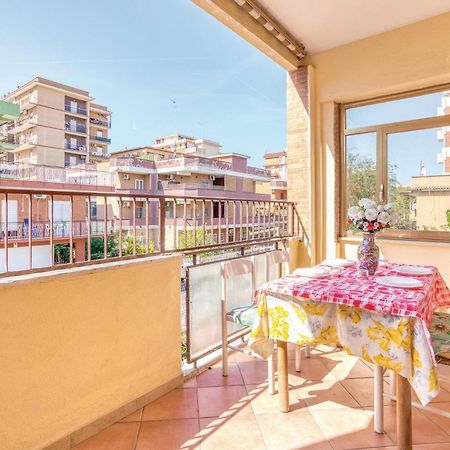 Gorgeous Apartment In Ladispoli Rm With Wifi Esterno foto